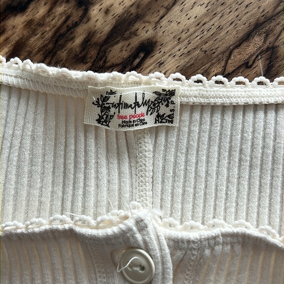 Free People - Button Up T-Shirt - Picture 2 of 4